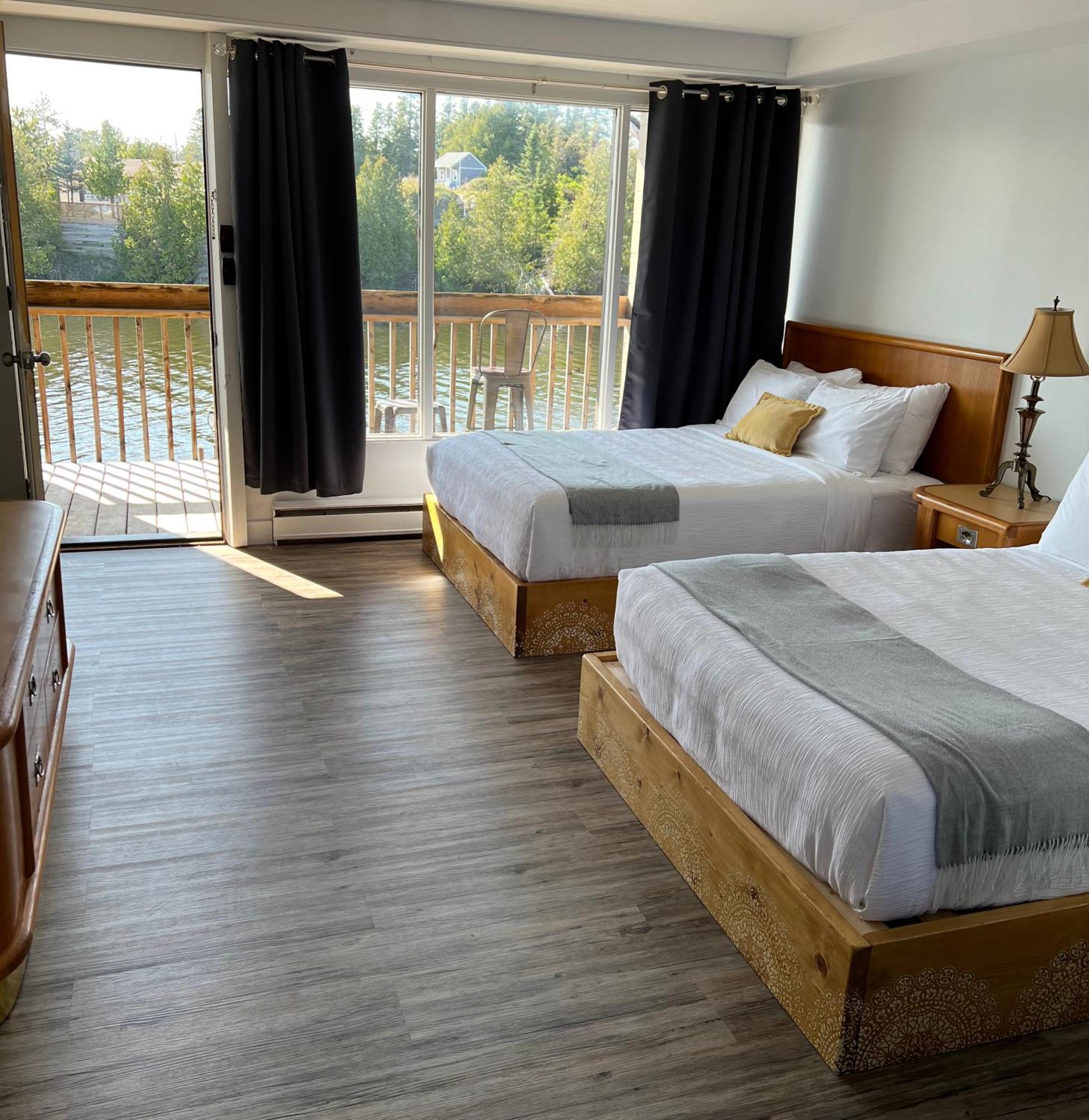 Kit Wat Motel & Marina Sauble Beach Dış mekan fotoğraf
