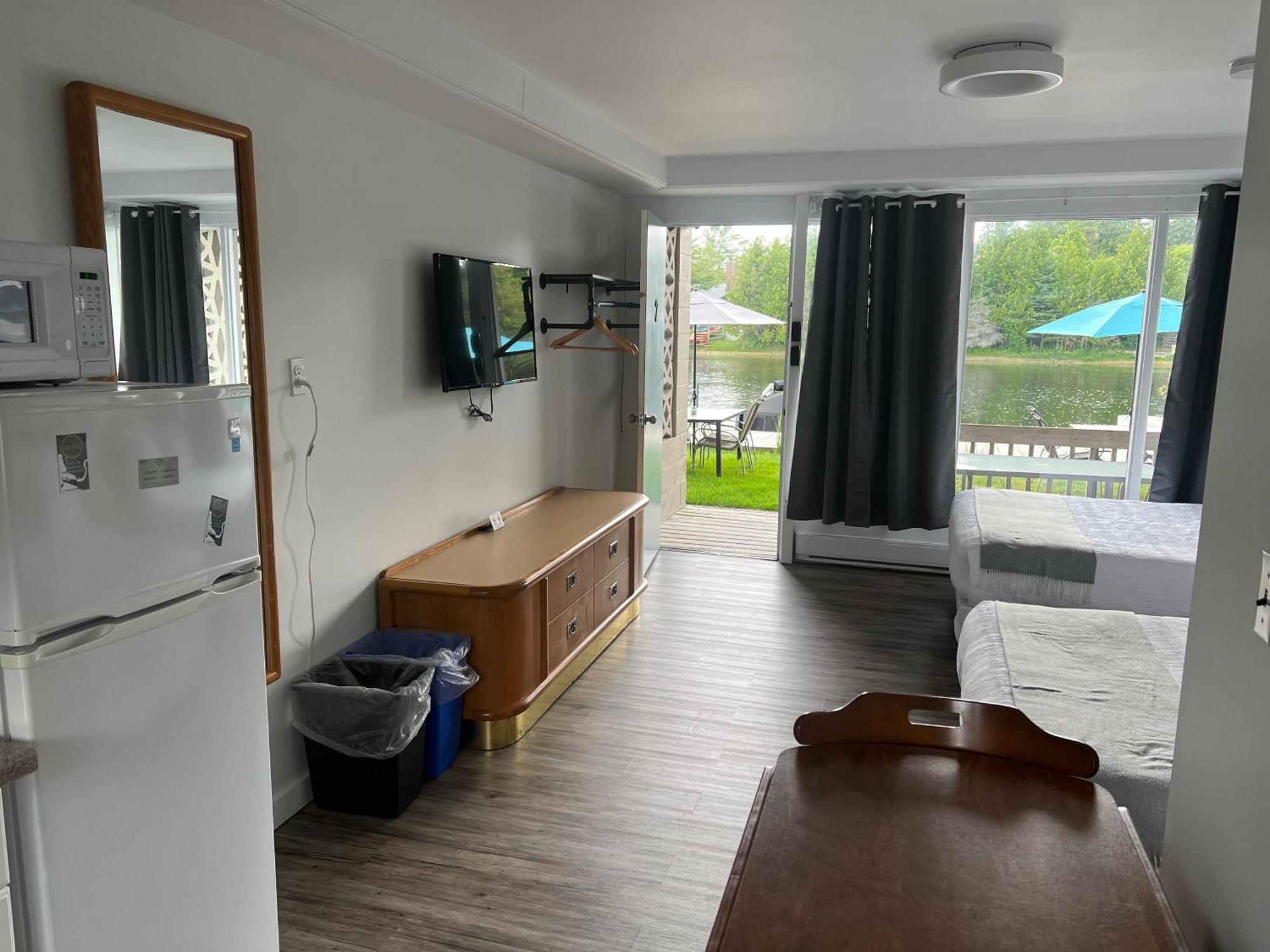 Kit Wat Motel & Marina Sauble Beach Dış mekan fotoğraf