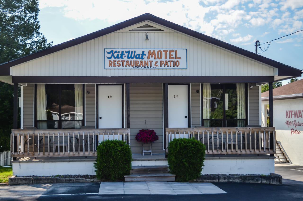 Kit Wat Motel & Marina Sauble Beach Dış mekan fotoğraf