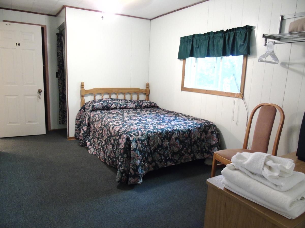 Kit Wat Motel & Marina Sauble Beach Dış mekan fotoğraf