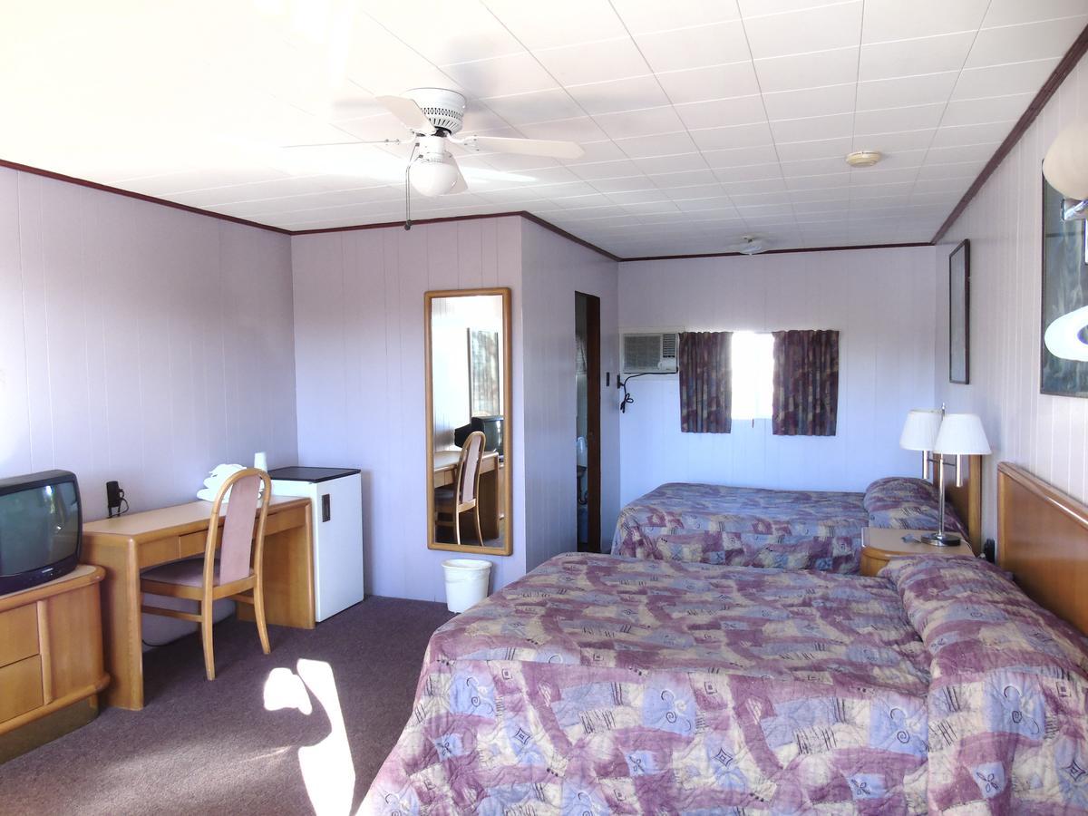 Kit Wat Motel & Marina Sauble Beach Dış mekan fotoğraf