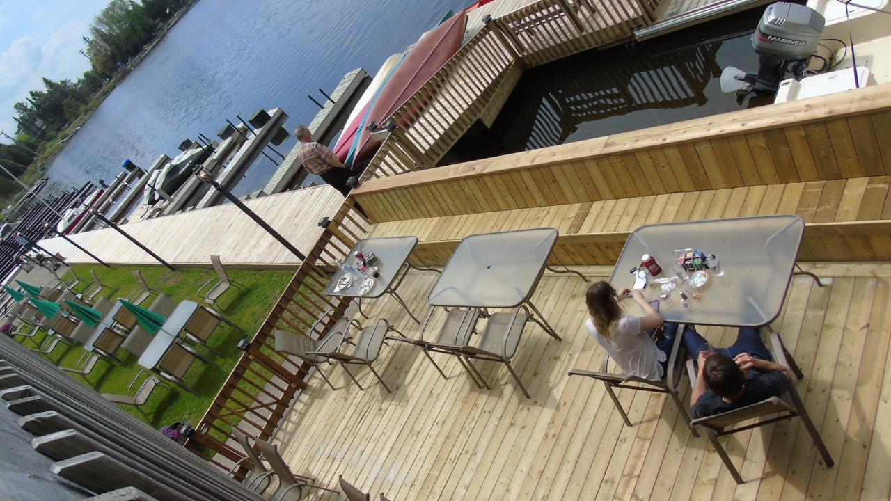 Kit Wat Motel & Marina Sauble Beach Dış mekan fotoğraf