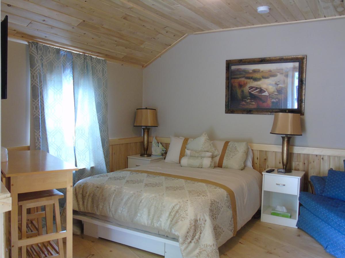 Kit Wat Motel & Marina Sauble Beach Dış mekan fotoğraf